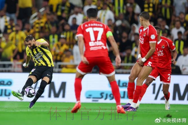 皇马对本泽马非常满意 计划与他续约至2023年